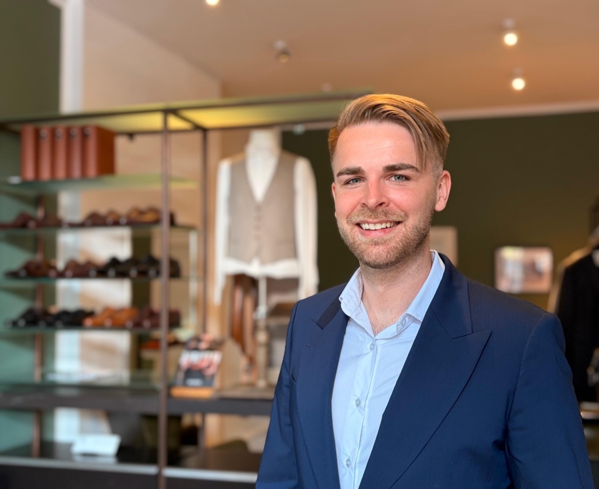 Bespoke Tailoring Atelier Hamburg &ndash; Ma&szlig;konfektion und Beratung vor Ort
